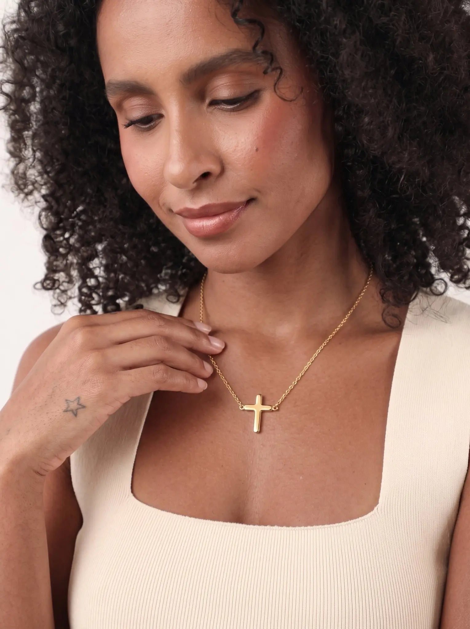 Faith — Gold Cross Necklace - EMET